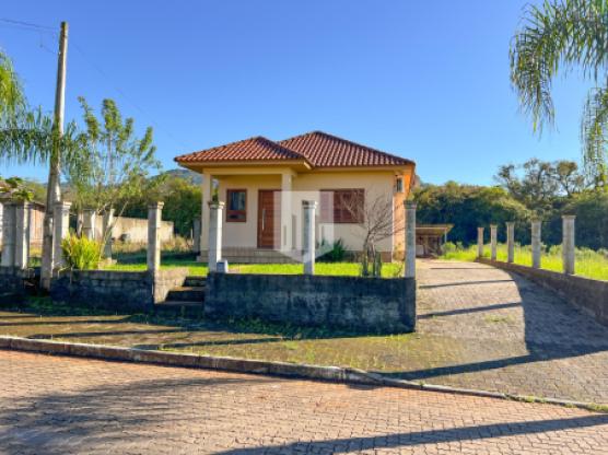 Casas e Sobrados com 2 quartos, 360,00 m², à venda - Centro - São José do Hortêncio