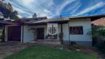 Casas e Sobrados com 4 quartos, à venda por R$ 950.000,00 - Harmonia - Ivoti
